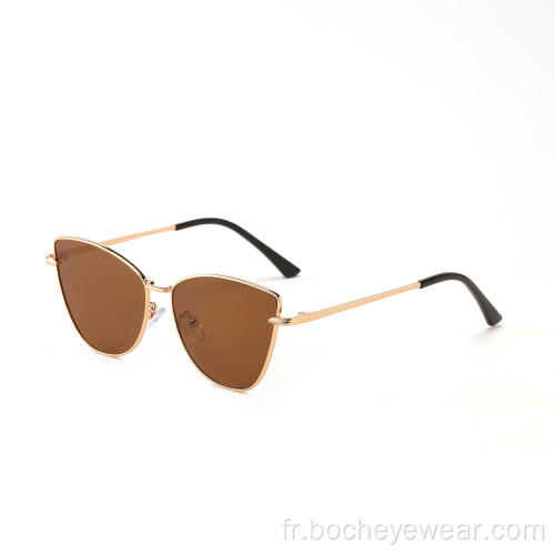 Grand plus récent mode hommes femmes lunettes de soleil nuances personnalisées en gros lunettes de soleil de style de rue cadre lunettes de soleil en métal